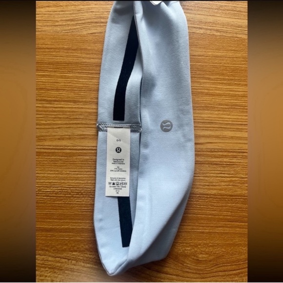 Lululemon Fly Away Tamer Headband in Baby Blue - Picture 4 of 9